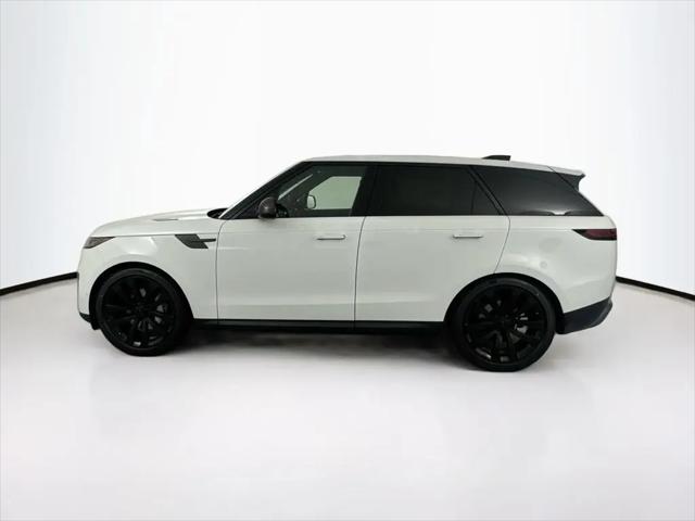 2026 Land Rover Range Rover Sport P360 SE