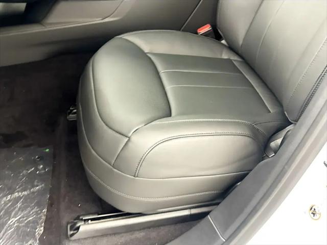2026 Land Rover Range Rover Sport P360 SE