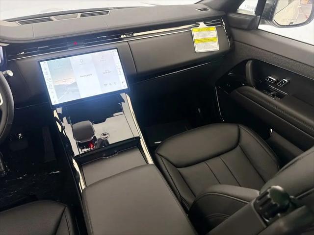 2026 Land Rover Range Rover Sport P360 SE