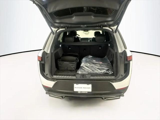 2026 Land Rover Range Rover Sport P360 SE