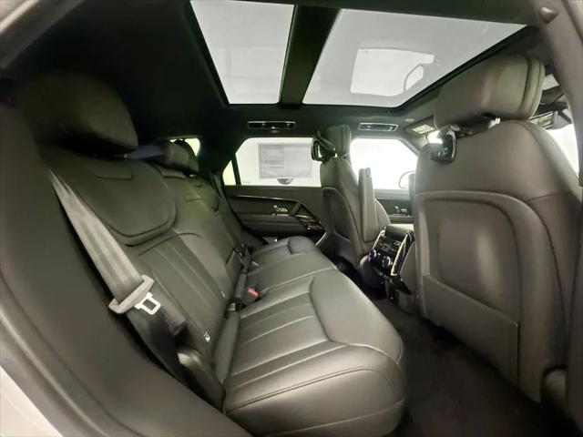 2026 Land Rover Range Rover Sport P360 SE