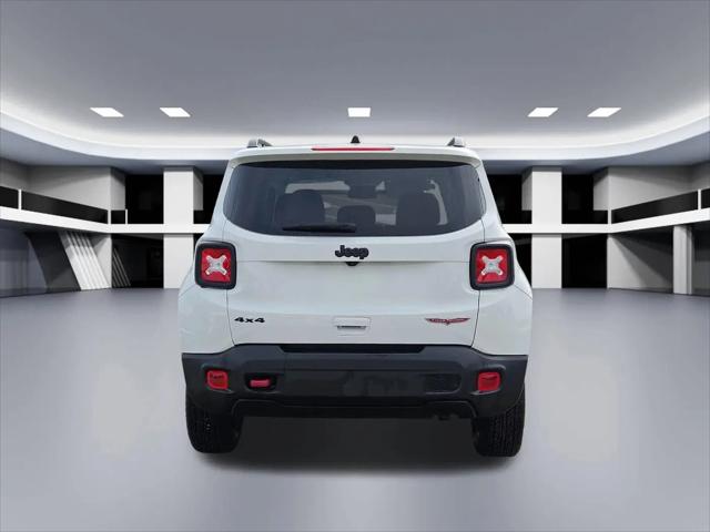 2023 Jeep Renegade Trailhawk 4x4