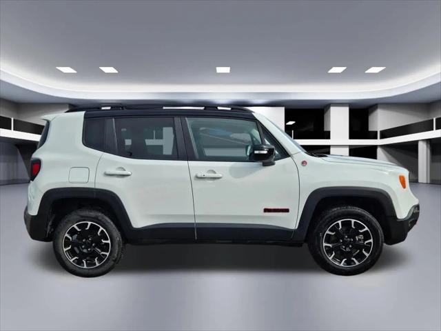 2023 Jeep Renegade Trailhawk 4x4