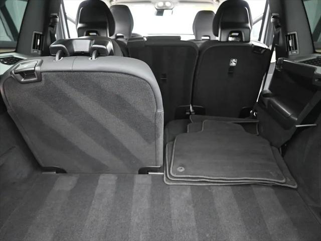 2025 Volvo XC90 B5 Plus 7-Seater