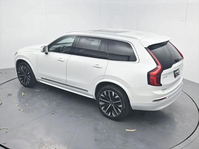 2025 Volvo XC90 B5 Plus 7-Seater