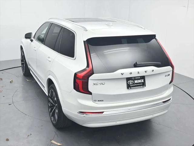 2025 Volvo XC90 B5 Plus 7-Seater