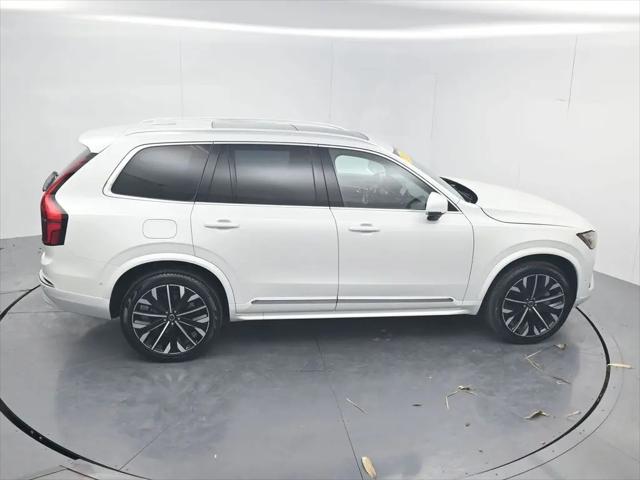2025 Volvo XC90 B5 Plus 7-Seater