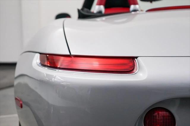 2003 BMW Z8 Standard