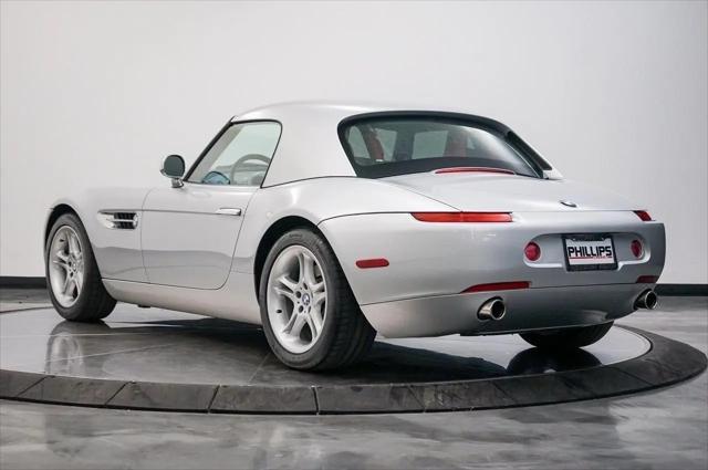 2003 BMW Z8 Standard