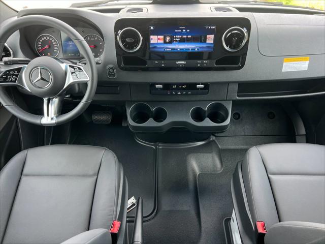 2026 Mercedes-Benz Sprinter 2500 Cargo 144 WB