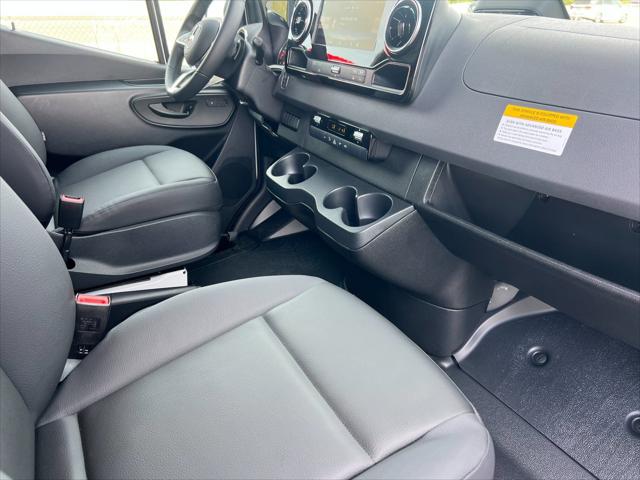 2026 Mercedes-Benz Sprinter 2500 Cargo 144 WB