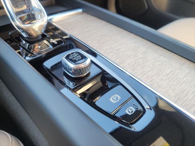 2026 Volvo XC60 Plug-In Hybrid Plus, T8 AWD Electric/Gasoline, Dark