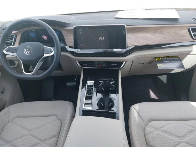 2026 Volkswagen Atlas SE with Technology