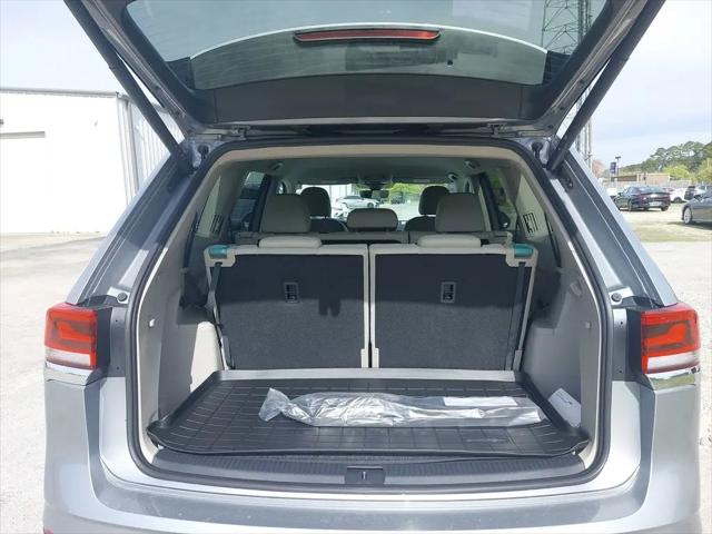 2026 Volkswagen Atlas SE with Technology