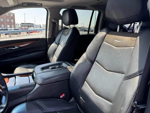 2019 Cadillac Escalade ESV Luxury