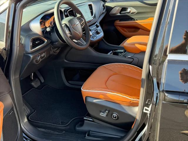 2026 Chrysler Pacifica Pinnacle AWD