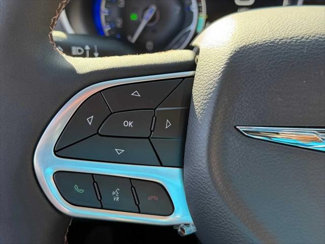 2026 Chrysler Pacifica Pinnacle AWD