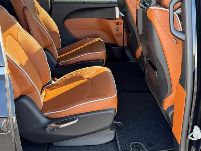 2026 Chrysler Pacifica Pinnacle AWD