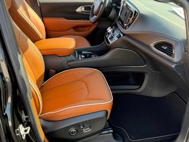 2026 Chrysler Pacifica Pinnacle AWD
