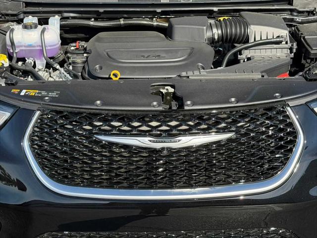 2026 Chrysler Pacifica Pinnacle AWD