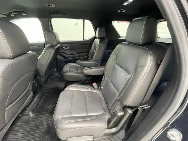 2023 Chevrolet Traverse AWD LT Leather
