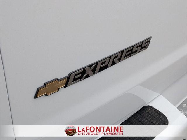 2026 Chevrolet Express Cargo Van 2500 Extended Wheelbase, WT, RWD