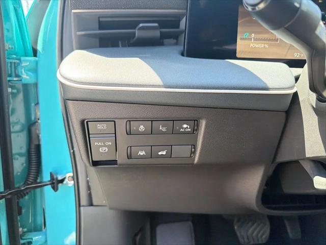 2026 Nissan LEAF PLATINUM+