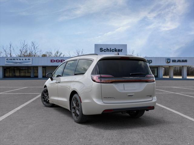 2026 Chrysler Pacifica Limited AWD