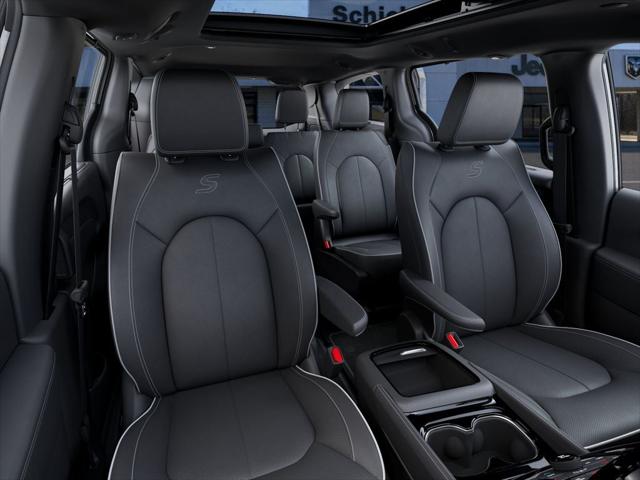 2026 Chrysler Pacifica Limited AWD