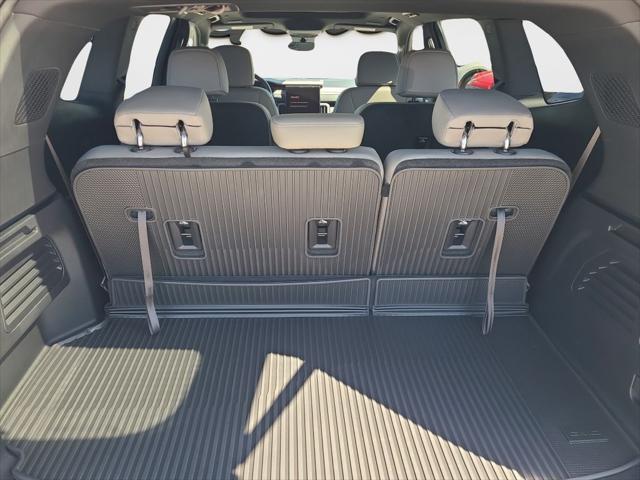 2026 GMC Acadia Elevation FWD