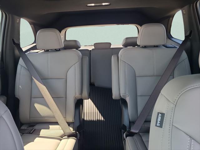 2026 GMC Acadia Elevation FWD