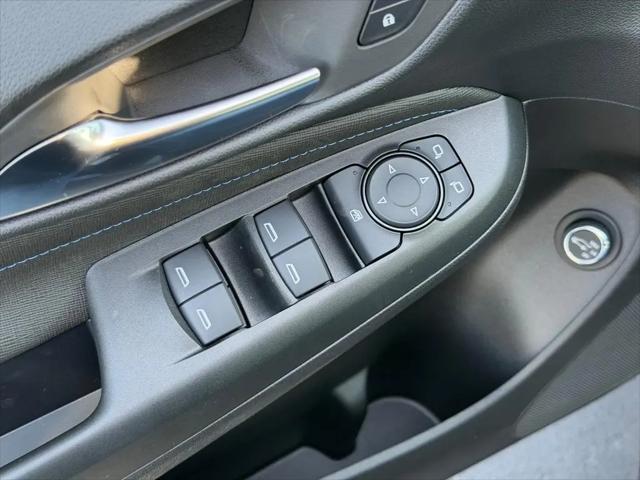 2026 Buick NV Sport Touring FWD