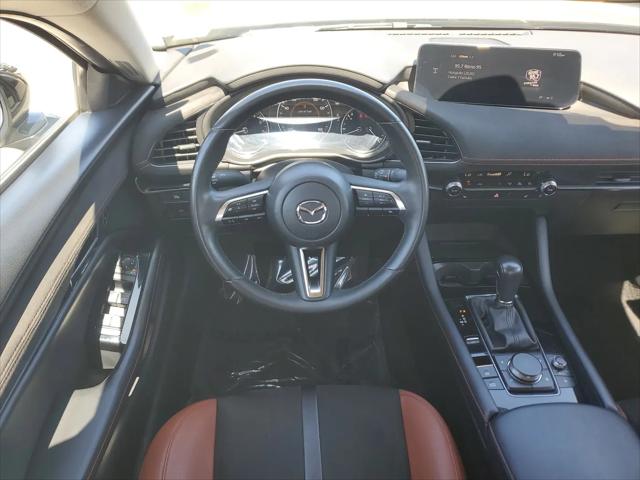 2024 Mazda Mazda3 2.5 Carbon Turbo