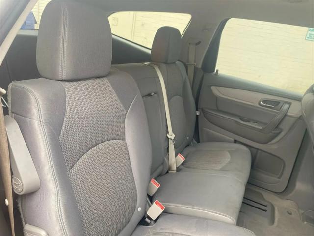 2017 Chevrolet Traverse LS