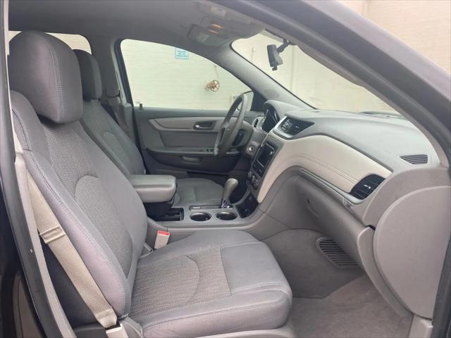 2017 Chevrolet Traverse LS