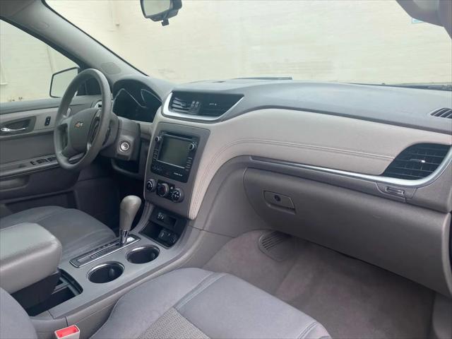 2017 Chevrolet Traverse LS