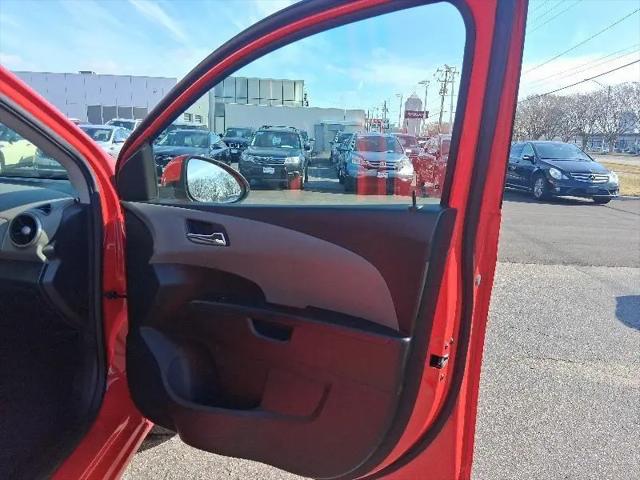 2015 Chevrolet Sonic LT Auto