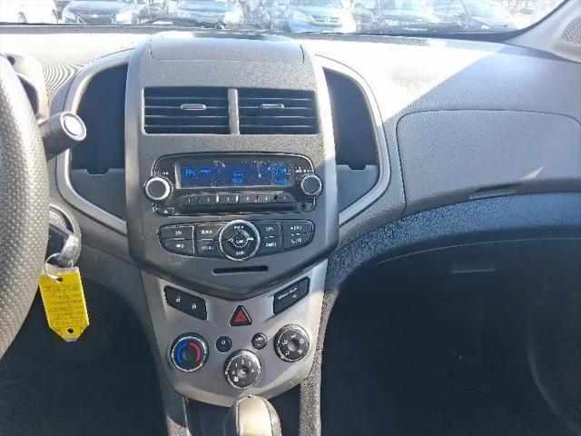 2015 Chevrolet Sonic LT Auto