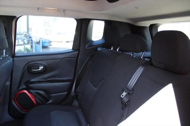 2015 Jeep Renegade Trailhawk
