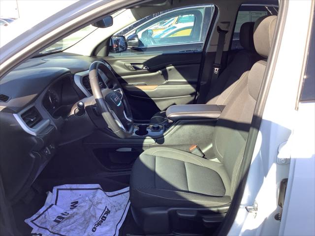 2023 GMC Acadia AWD SLE