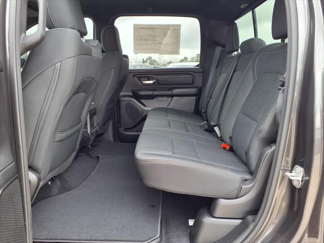2026 Ram 1500 Express Crew Cab 4x4 5'7" Box