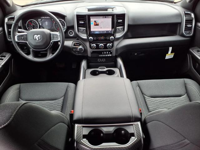 2026 Ram 1500 Express Crew Cab 4x4 5'7" Box
