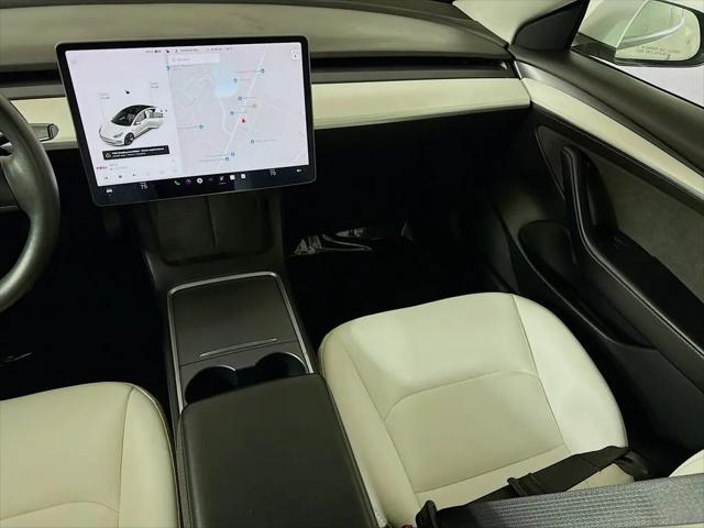 2021 Tesla Model 3 Standard Range Plus Rear-Wheel Drive