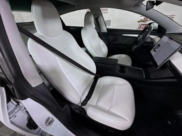 2021 Tesla Model 3 Standard Range Plus Rear-Wheel Drive