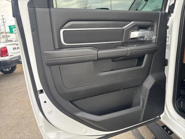 2025 Ram 2500 Big Horn Crew Cab 4x4 64 Box