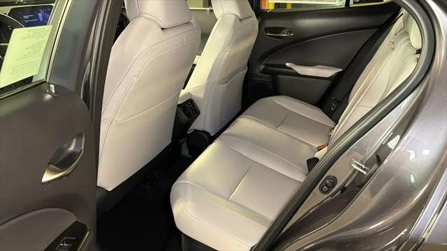 2026 Lexus 300 F SPORT Design AWD