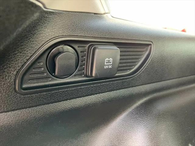 2023 Jeep Grand Cherokee Laredo 4x2