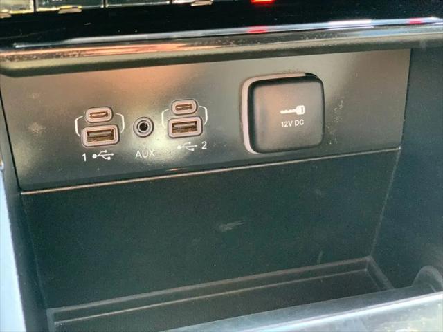 2023 Jeep Grand Cherokee Laredo 4x2