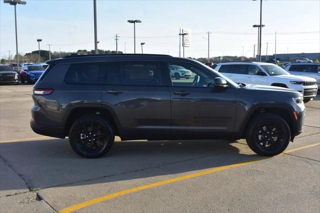 2026 Jeep Grand Cherokee L Altitude 4x4
