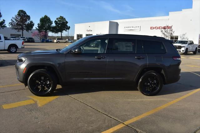 2026 Jeep Grand Cherokee L Altitude 4x4